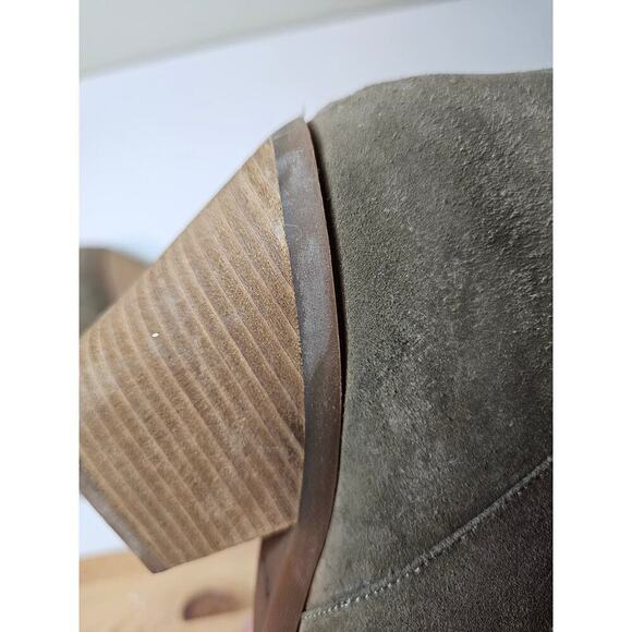 Lucky Brand‎ 8.5B Chunky platform suede Camo Green Ankle Boots. Fall. Stylish. - Picture 12 of 12